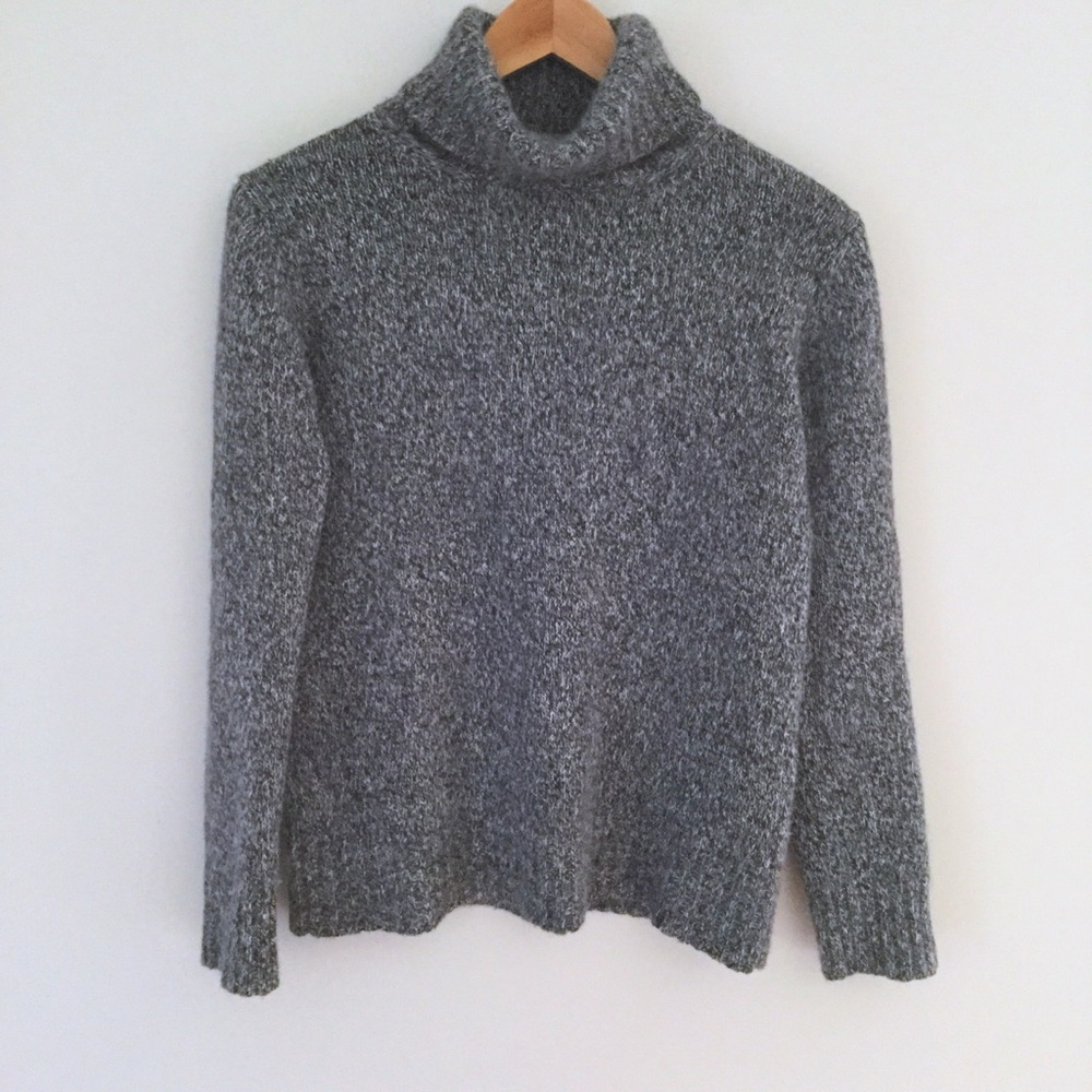 SKYR Wool Blend Turtleneck Sweater